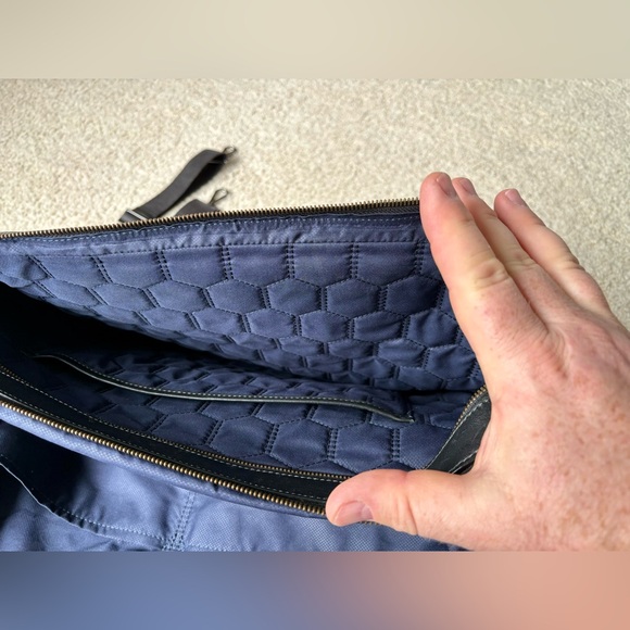 EUC TUMI Harrison Portfolio Business Brief Bag Black Leather 63016D MSRP $899 - Picture 8 of 13